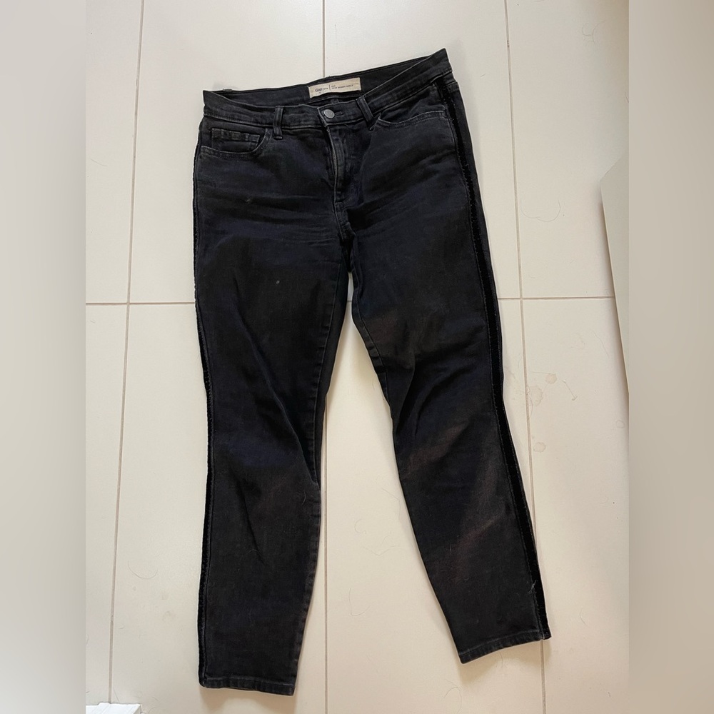 Gap women’s size 28R ankle jeans